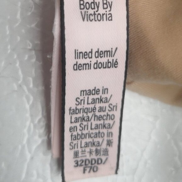 Victoria's Secret Ladies Size 32DDD Tan Underwire Lined Demi Bra - Picture 4 of 7